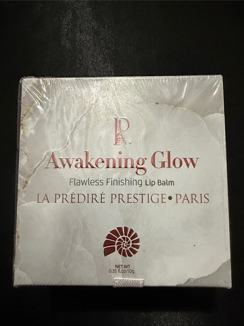 Awakening Glow Flawless Finishing Lip Balm — White